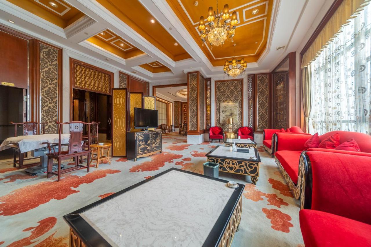 โรงแรมรามาดา ยี่ชาง อี๋ชาง ภายนอก รูปภาพ
