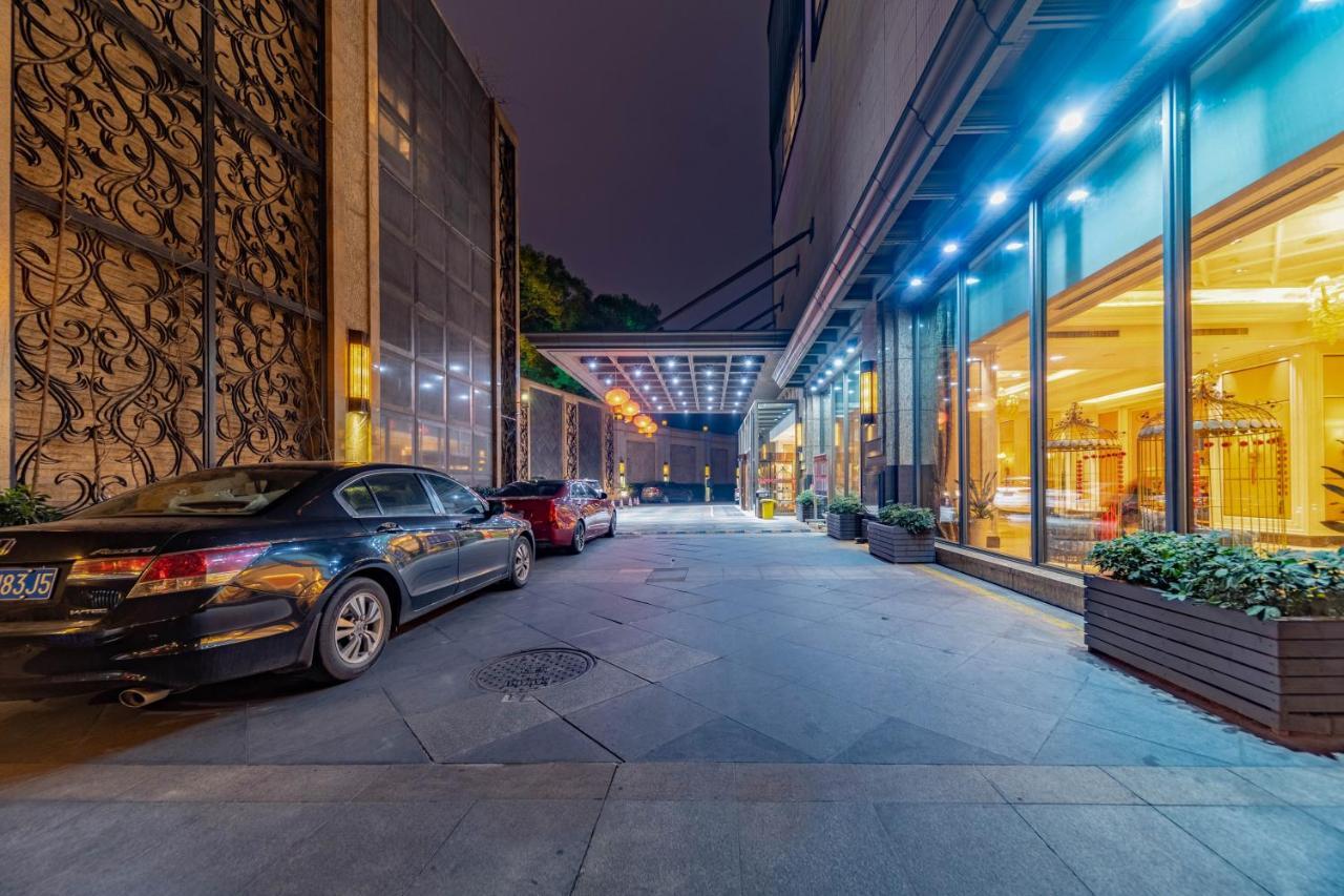 โรงแรมรามาดา ยี่ชาง อี๋ชาง ภายนอก รูปภาพ