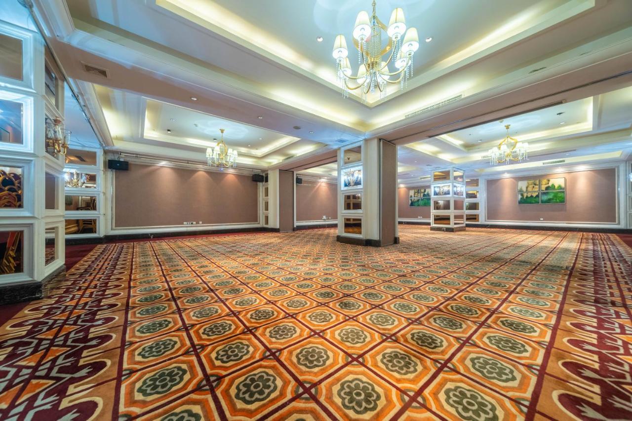 โรงแรมรามาดา ยี่ชาง อี๋ชาง ภายนอก รูปภาพ